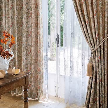 ドレープ:MM3135 レース:MM3160