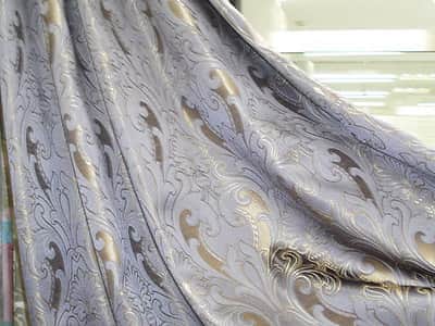 装飾性の豊かなカーテンはエレガントに決めたいお部屋にオススメです